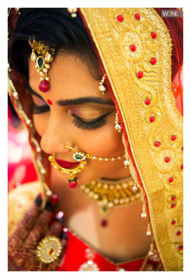 Dazzling gold bridal eye make-up by Wiink Wedding-photography | Weddings Photos & Ideas