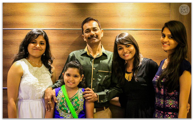 Joyful wedding guests by Saurabh Photography Wedding-photography | Weddings Photos & Ideas