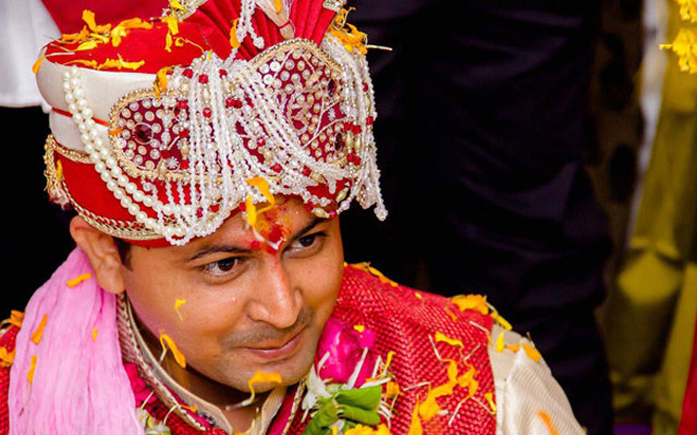 Can't concentrate on anything other than you by Krazy Moments Wedding-photography | Weddings Photos & Ideas