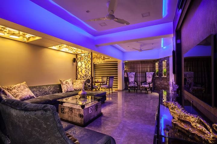 Royal 3-D effect living room decor ideas by Blue Arch Interiors Living-room | Interior Design Photos & Ideas