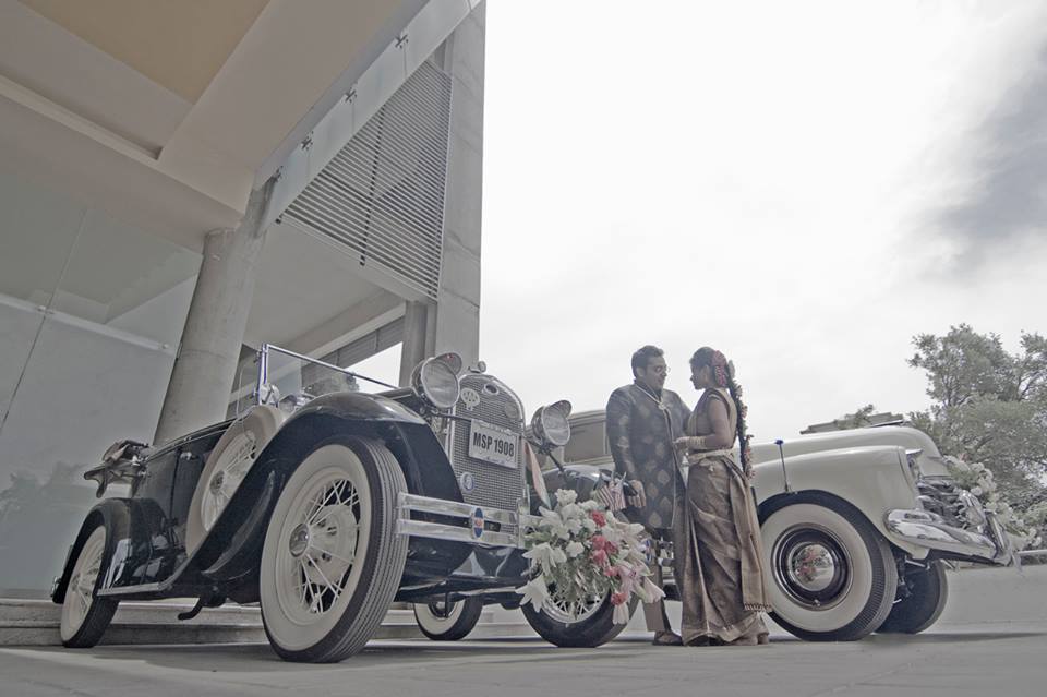 Elegant couple beside a classic car by Pixelpeppermint Wedding-photography | Weddings Photos & Ideas