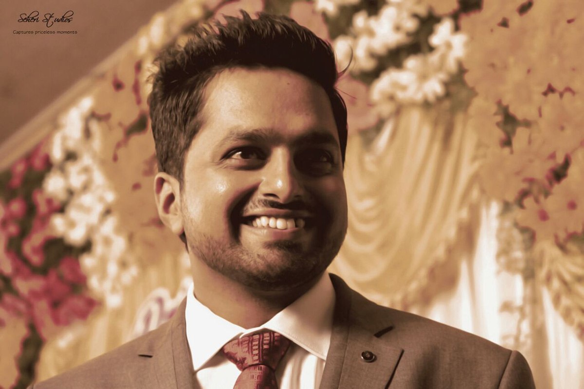 Handsome groom by RH Wedding-photography | Weddings Photos & Ideas