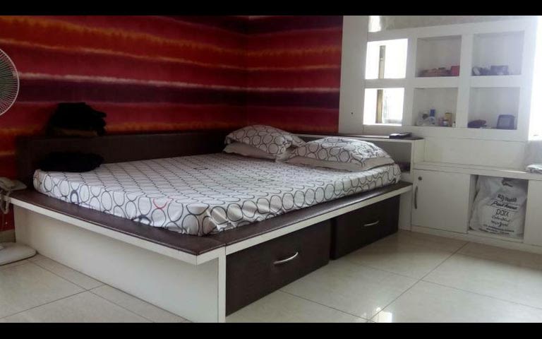 Simple modern master bedroom decor by DERA Bedroom Modern | Interior Design Photos & Ideas