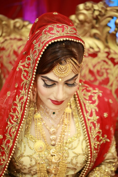 Crimson Tones! by Creative Clicks Wedding-photography Bridal-jewellery-and-accessories | Weddings Photos & Ideas