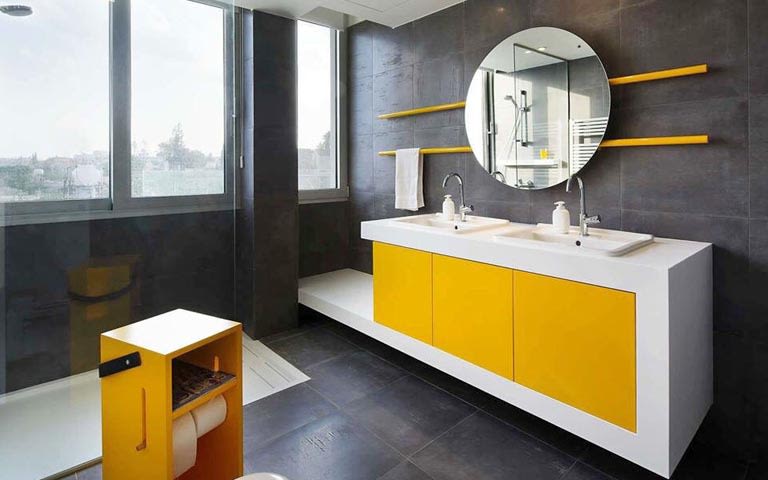 Modern washroom by The Midas Touch Interiors Bathroom | Interior Design Photos & Ideas
