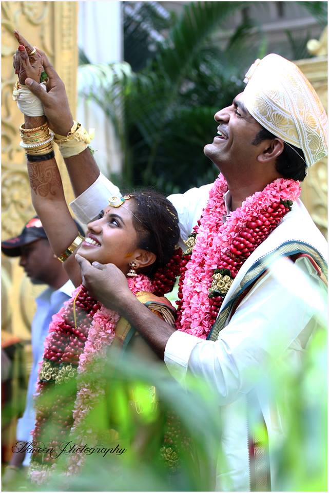 Fun bride and groom wedding day photo shoot by Naveen Photography Wedding-photography | Weddings Photos & Ideas