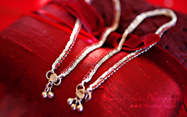The brides accessories by Picture perfect photography Wedding-photography | Weddings Photos & Ideas