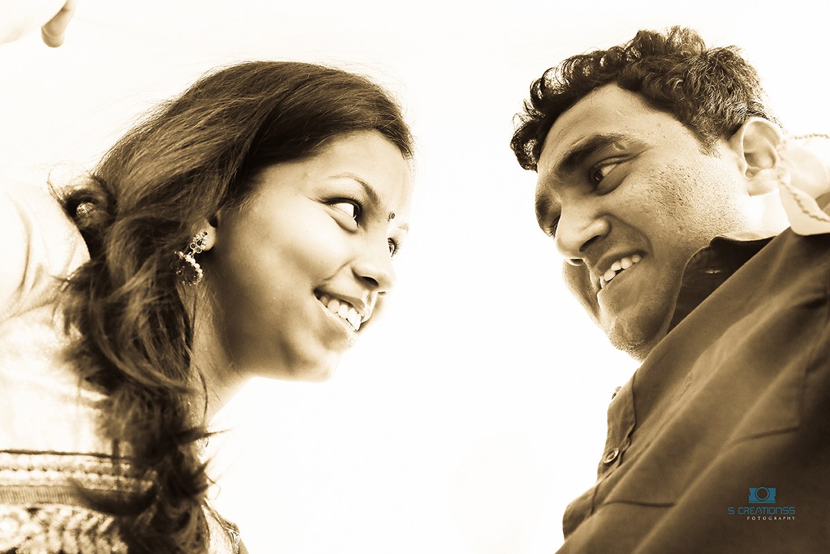 Finding love in each others eyes by SK Fotographi Wedding-photography | Weddings Photos & Ideas