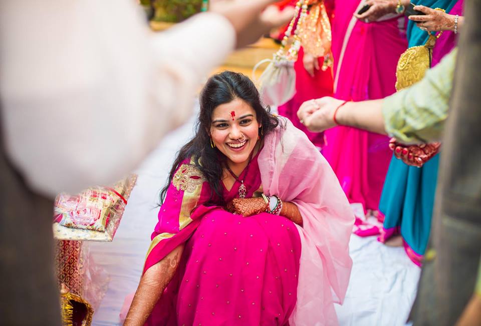 Cheerful bride! by Kuntal Mukherjee Photography Wedding-photography | Weddings Photos & Ideas