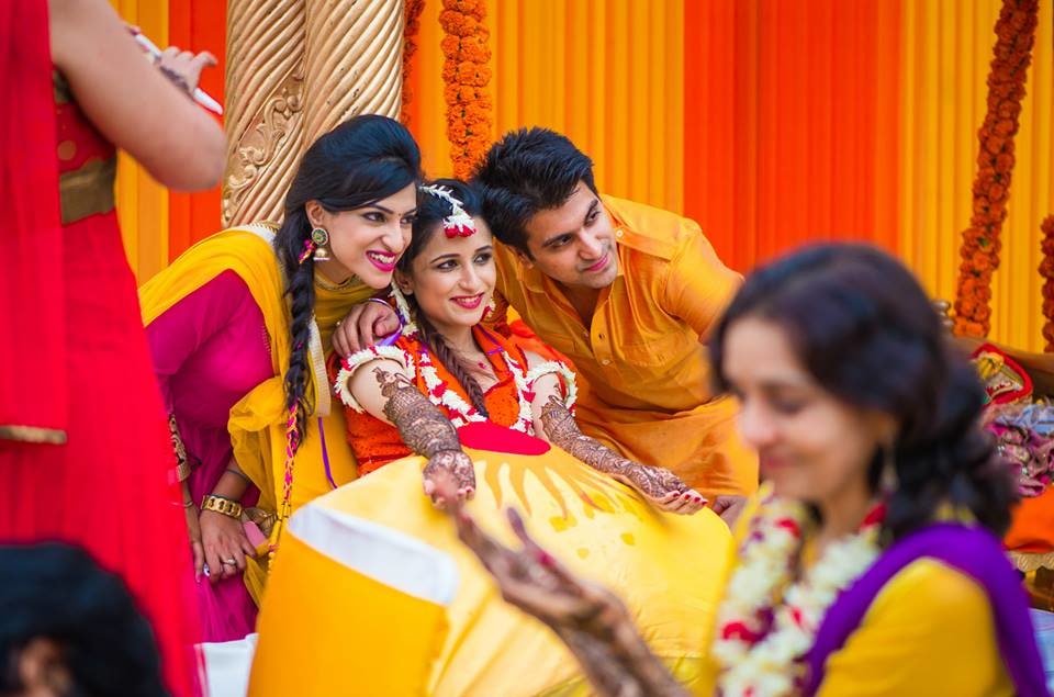 Pose for the camera! by Kuntal Mukherjee Photography Wedding-photography | Weddings Photos & Ideas