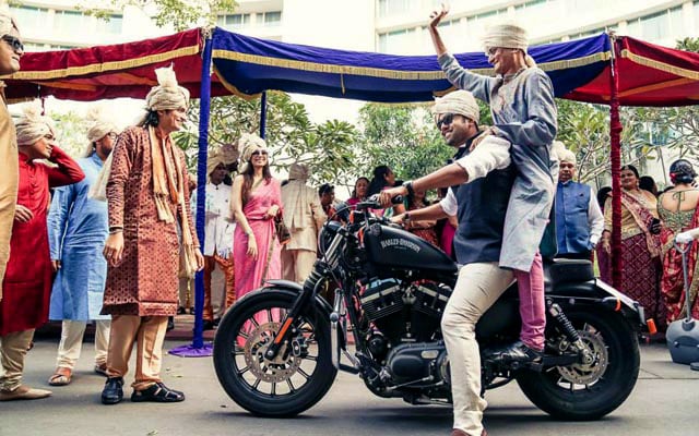 Arriving In Style by Flgroe Studios Wedding-photography | Weddings Photos & Ideas