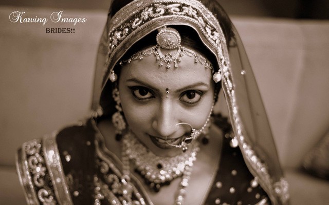 Beautiful bride wearing stunning gold bridal jewelery by Karving Images Wedding-photography | Weddings Photos & Ideas