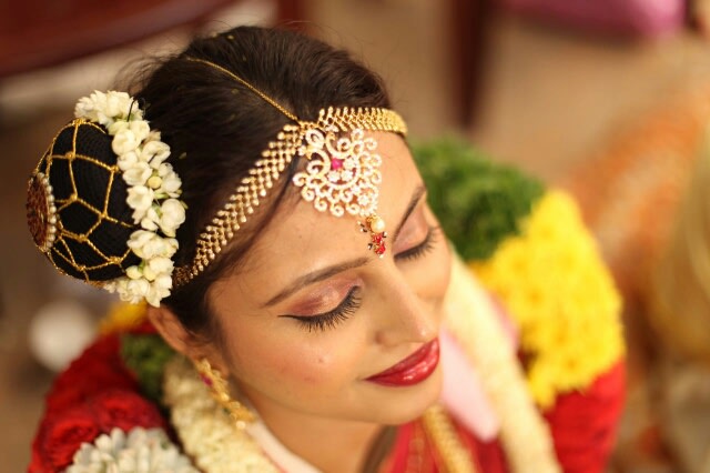 Gorgeous bridal frame by Karving Images Wedding-photography | Weddings Photos & Ideas