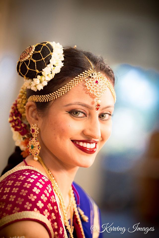 Different bun hairstyle for brides by Karving Images Wedding-photography | Weddings Photos & Ideas