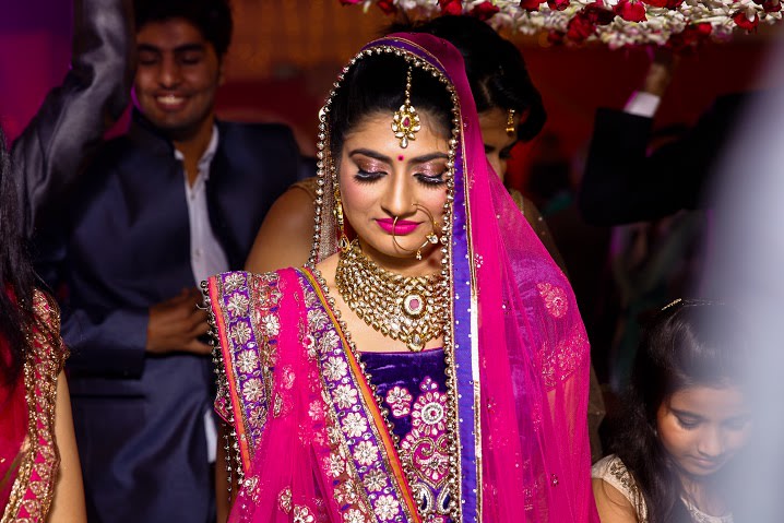 Bride Wearing Bold Makeup by Himanshu Chauhan Wedding-photography Bridal-makeup Bridal-jewellery-and-accessories | Weddings Photos & Ideas