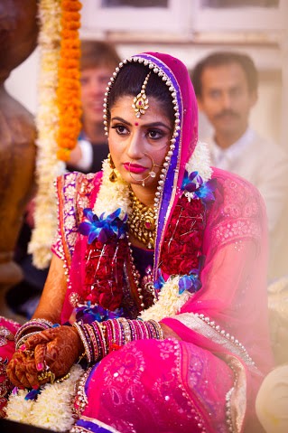 Bride Wearing Beautiful Kundan Jewelry by Himanshu Chauhan Wedding-photography | Weddings Photos & Ideas