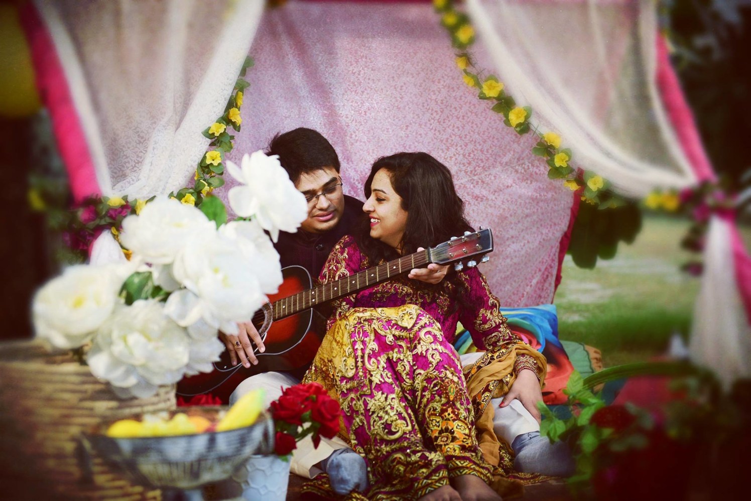 Romantic vibes pose by Himanshu's Lomography Wedding-photography | Weddings Photos & Ideas