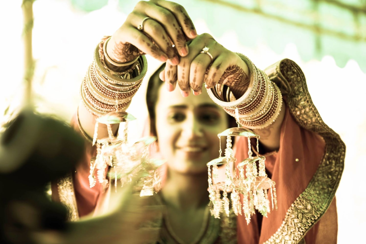 Enchanting punjabi bride backdrop by Himanshu's Lomography Wedding-photography | Weddings Photos & Ideas