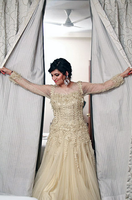 Gorgeous bride-to-be pose by VK Pro Clicks Wedding-photography | Weddings Photos & Ideas