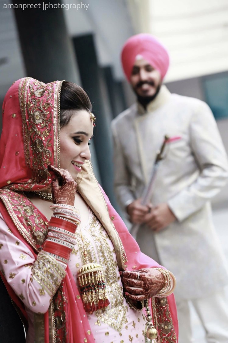Bride Wearing Bold Eye Makeup by Amanpreet Kaur Wedding-photography | Weddings Photos & Ideas