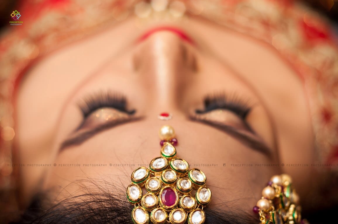 Polki Kundan Mangtikka For The Bride by Anuj Sharma Wedding-photography Bridal-jewellery-and-accessories | Weddings Photos & Ideas