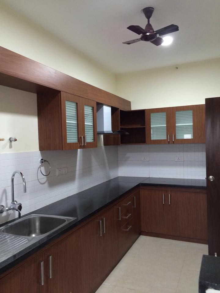 Simple Modular Kitchen With Walnut Color Cabinets by Craftmen Studio Modular-kitchen Modern | Interior Design Photos & Ideas