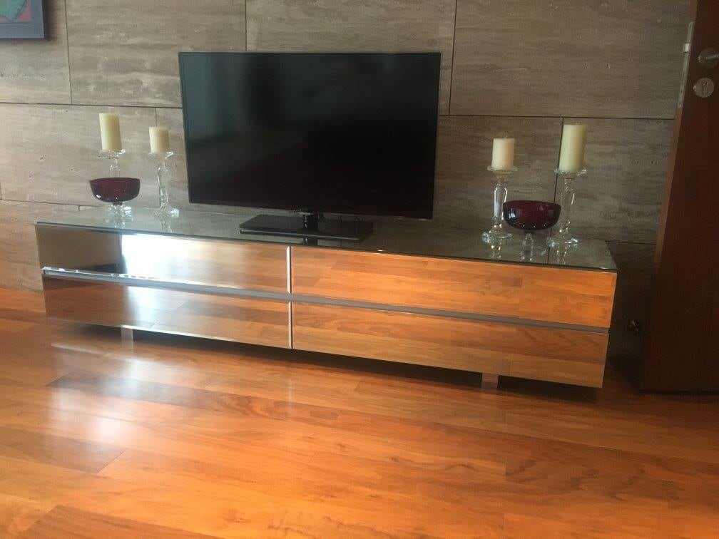 Living room With A Humble TV Cabinet And wooden Floor by Craftmen Studio Living-room Contemporary | Interior Design Photos & Ideas