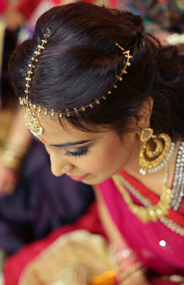Simple Yet Elegant Gold Mang-Tikka by Paramjeet Singh Dhanjal Wedding-photography Bridal-jewellery-and-accessories | Weddings Photos & Ideas
