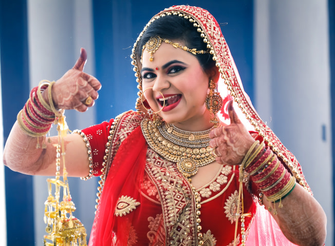 Scintillating Bride Striking A Pose For Bridal Wedding Shoot by Paramjeet Singh Dhanjal Wedding-photography | Weddings Photos & Ideas