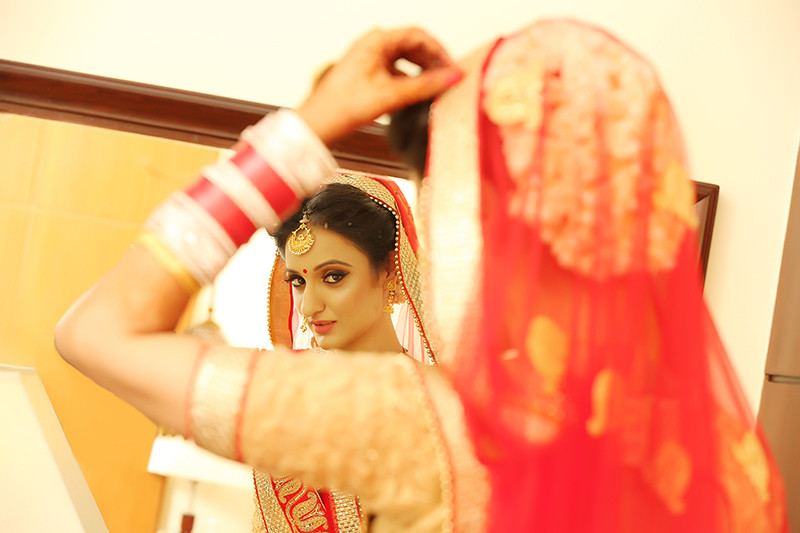 Bride Getting Ready For Her Special Day by Mukesh bijalwan Wedding-photography Bridal-jewellery-and-accessories | Weddings Photos & Ideas