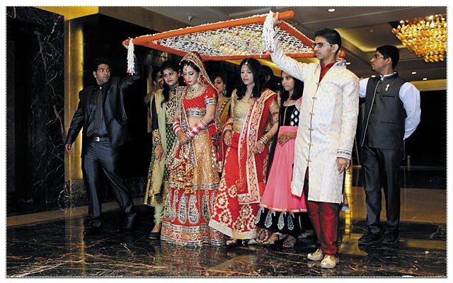 A regal entry of the bride! by DC Photoworkz Wedding-photography | Weddings Photos & Ideas