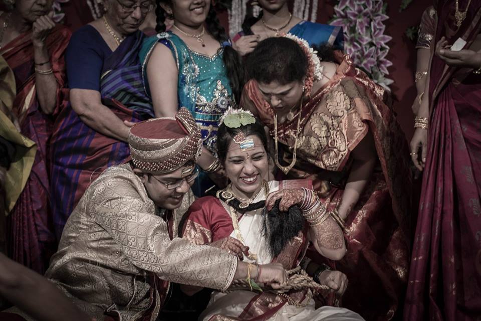 A ecstatic bride on her wedding! by Orange Peel Photography Wedding-photography | Weddings Photos & Ideas