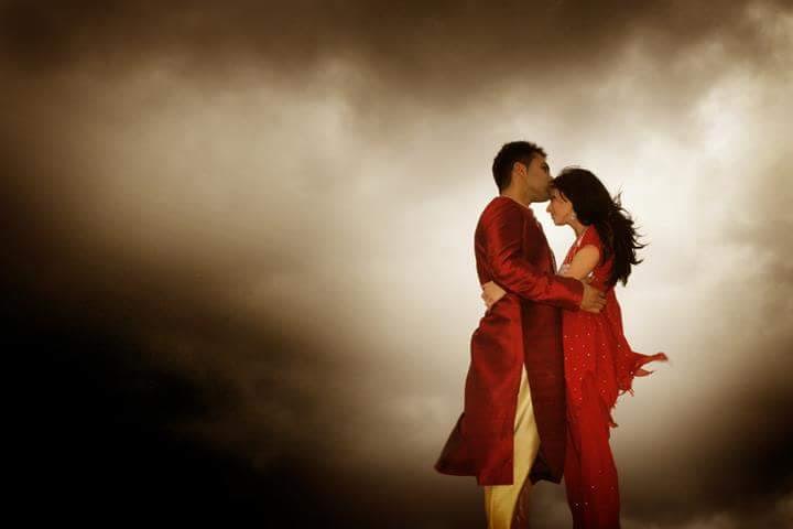 A stunning couple in red! by Greens Studio Wedding-photography | Weddings Photos & Ideas