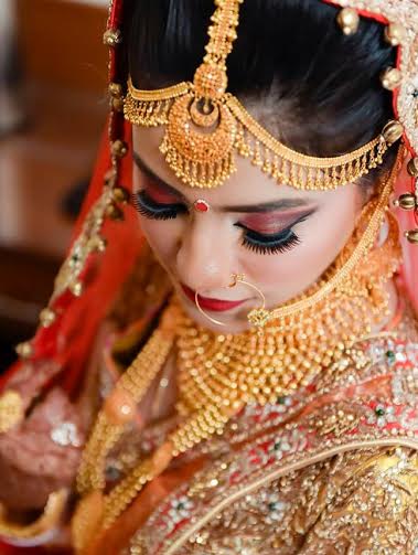 Beautiful gold jewellery! by Greens Studio Wedding-photography | Weddings Photos & Ideas