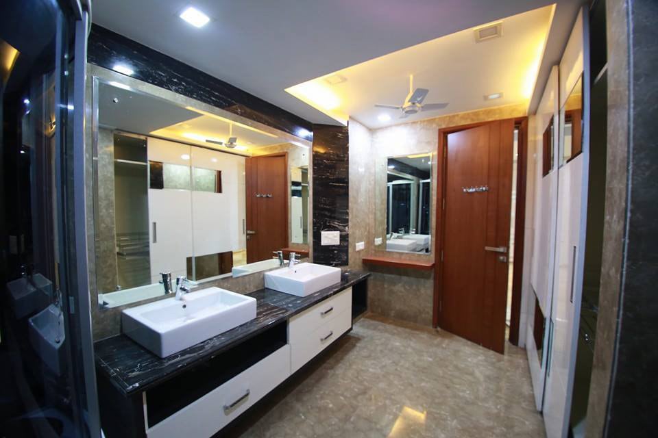 Bathroom With Pale Shade Washbasin And Silver Faucet by Damanjit Bajaj Bathroom Modern | Interior Design Photos & Ideas