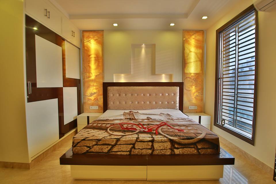 Wall Art And Limestone Flooring In Bedroom by Damanjit Bajaj Bedroom Contemporary | Interior Design Photos & Ideas