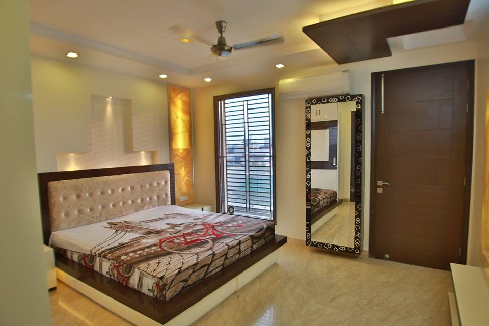 Wooden Work On False Ceiling In Bedroom by Damanjit Bajaj Bedroom Contemporary | Interior Design Photos & Ideas