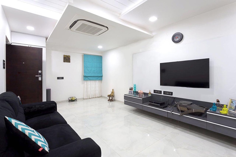 White Themed Living Room With Black Cushioned Sofa by Kraftworks Pvt. Ltd. Living-room | Interior Design Photos & Ideas