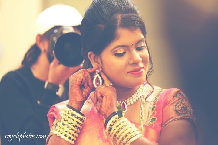 Bride getting ready! by Royale Photos Wedding-photography | Weddings Photos & Ideas
