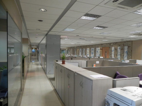 Modern cellular style office by SDG India Modern | Interior Design Photos & Ideas