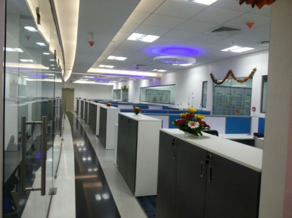 Modern open style office decor by SDG India Modern | Interior Design Photos & Ideas