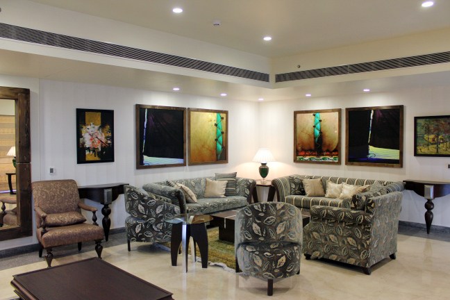 Modern living room space by Ar. ankur siddhu Living-room Modern | Interior Design Photos & Ideas
