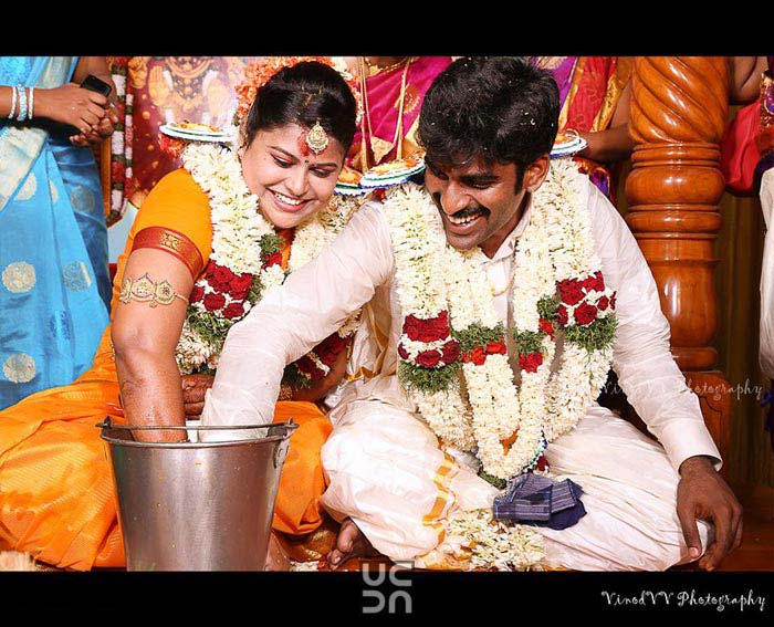 A happy couple doing some special traditions! by Vinod VV Photography Wedding-photography | Weddings Photos & Ideas