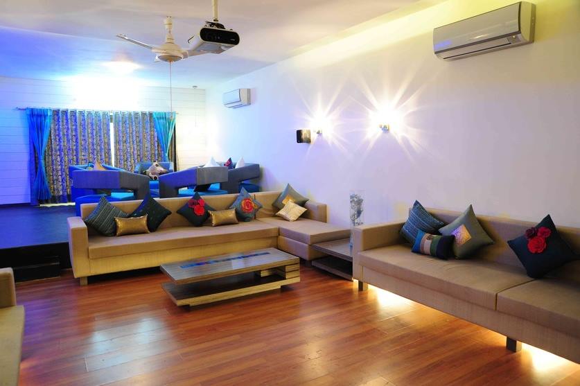A Beautiful Living Room. by FRNS Designs Living-room Modern | Interior Design Photos & Ideas