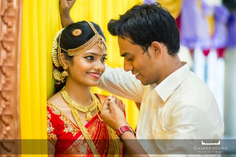The bride happy to get the attention by Chiaroscuro Wedding and Art Studio Wedding-photography | Weddings Photos & Ideas