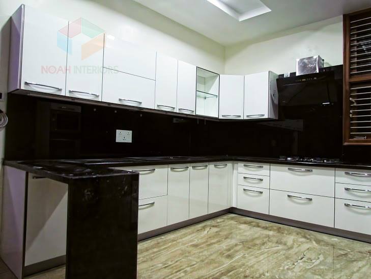 Modular L shaped kitchen by Noah Interiors Modular-kitchen Modern | Interior Design Photos & Ideas