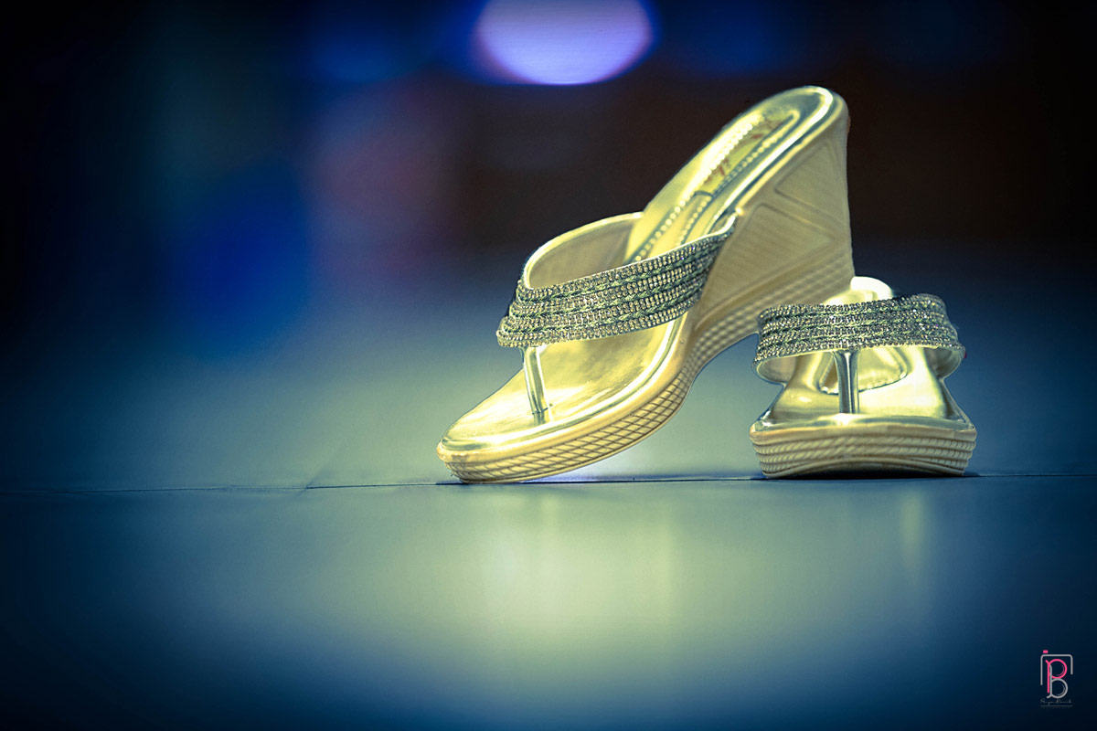 Bride Footwear by Priya Banik Photography Wedding-photography Bridal-jewellery-and-accessories | Weddings Photos & Ideas