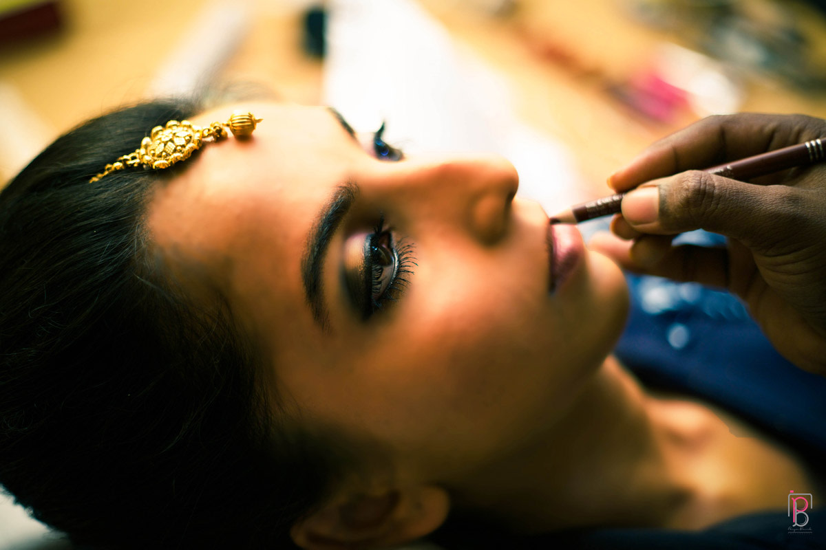 Getting Ready Shot by Priya Banik Photography Wedding-photography | Weddings Photos & Ideas