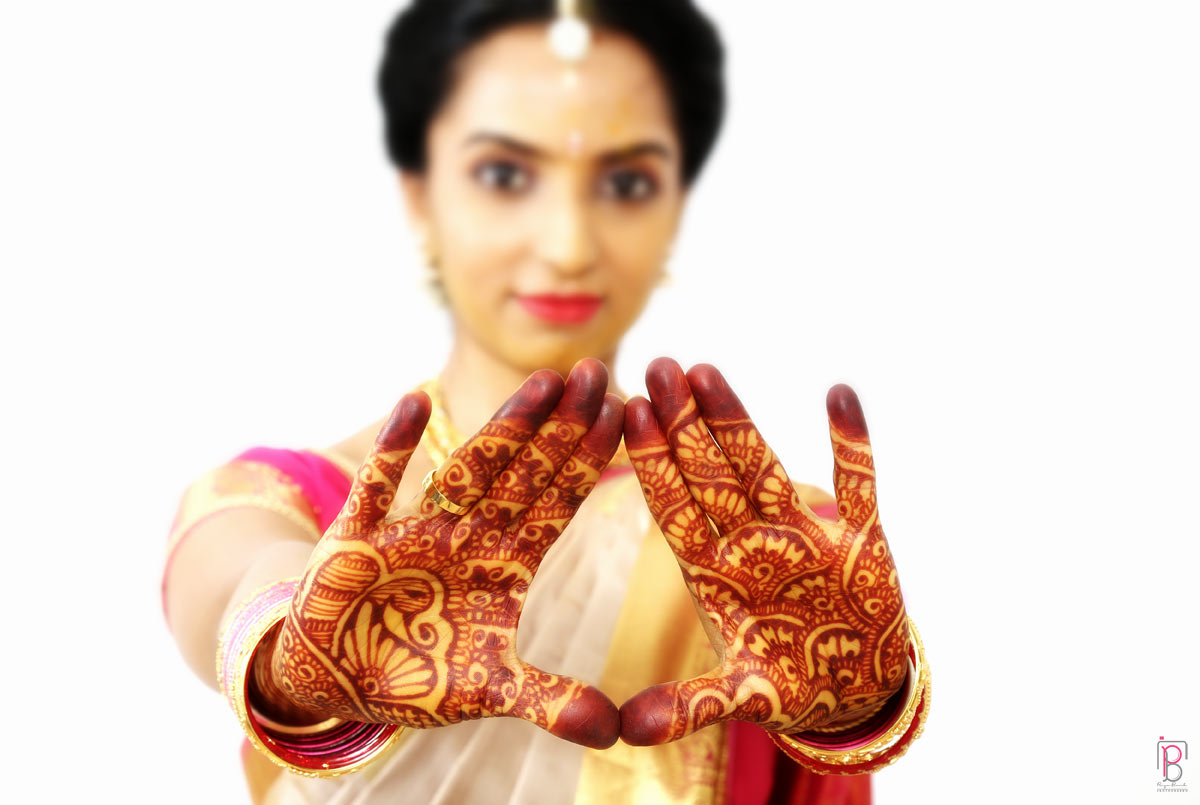 Mehendi design by Priya Banik Photography Wedding-photography Bridal-mehendi | Weddings Photos & Ideas