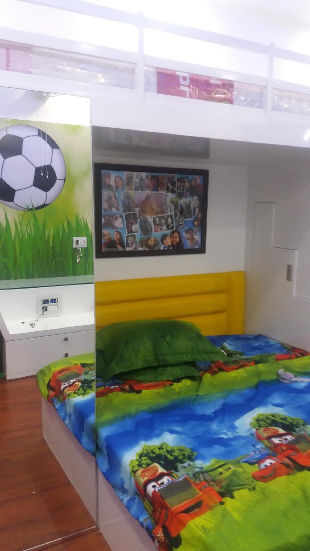 Colourful kids bedroom by Five Elements Bedroom Modern | Interior Design Photos & Ideas